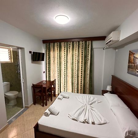 Hotel Venera Sarandë Eksteriør bilde