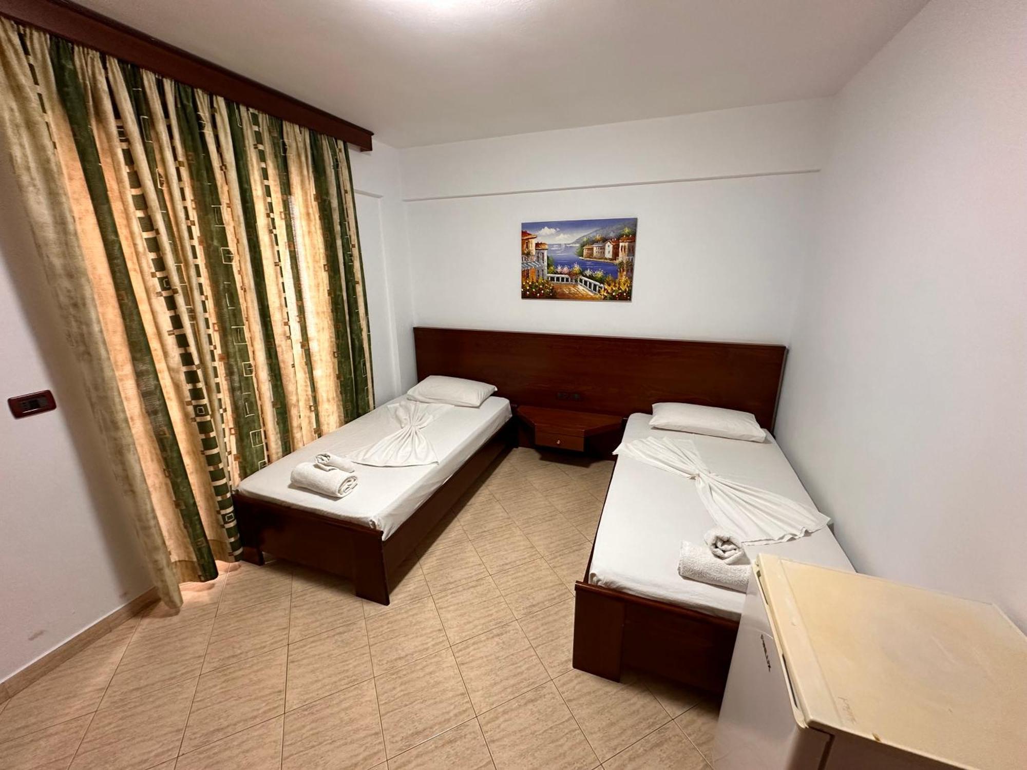 Hotel Venera Sarandë Eksteriør bilde