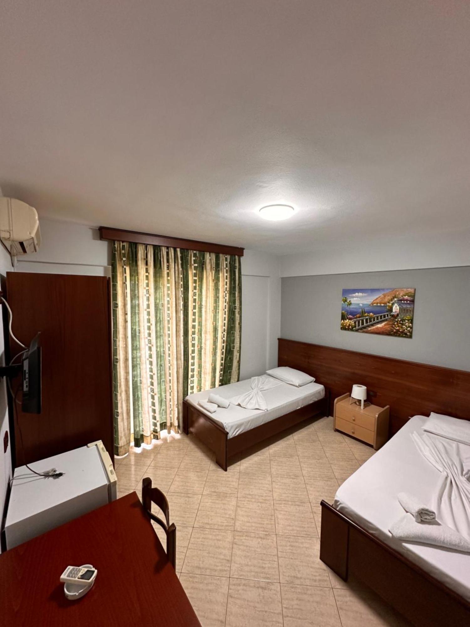 Hotel Venera Sarandë Eksteriør bilde